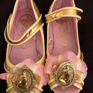 💛 Disney Belle Shoes Size 13/1 💛